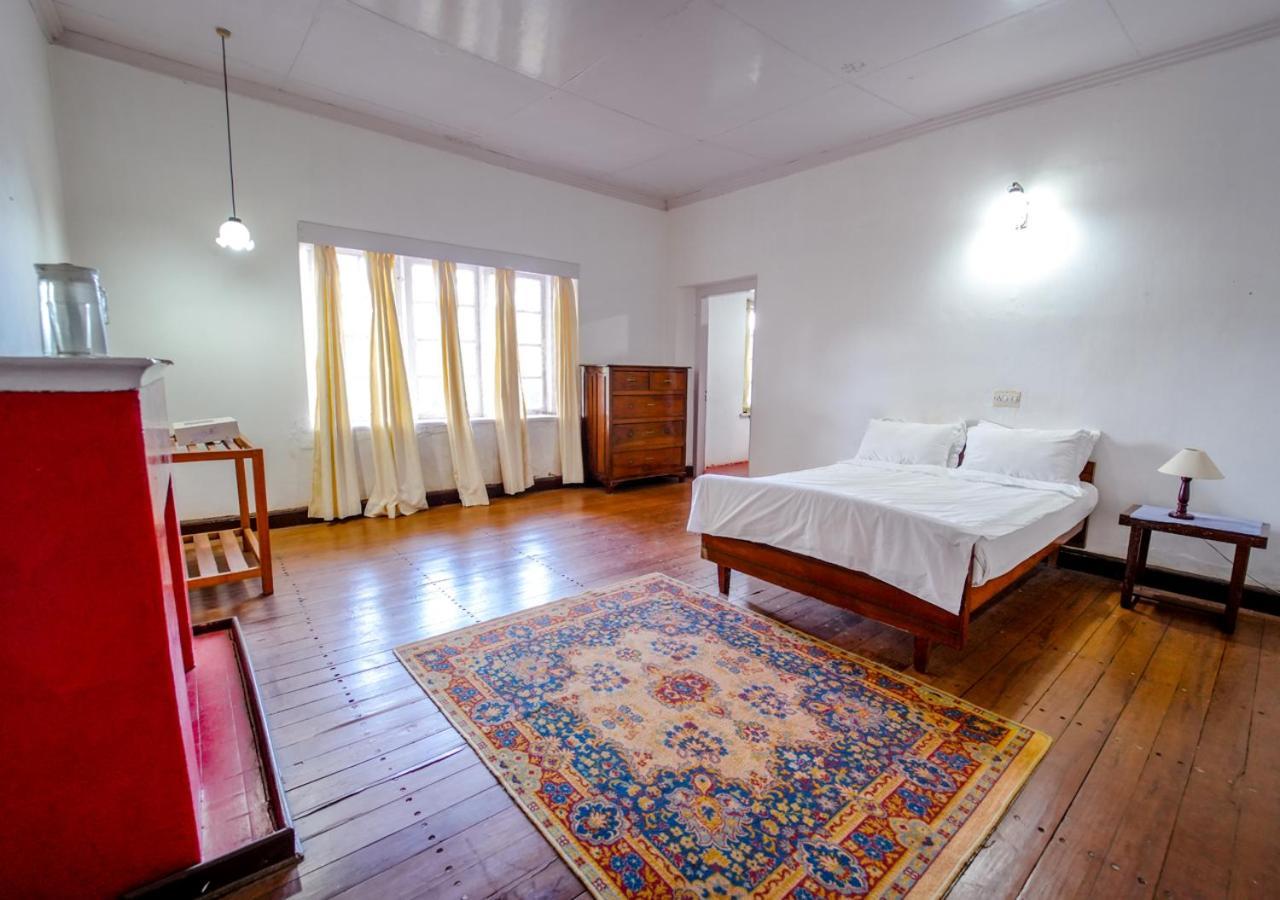 Arivikad Tea Bungalow Munnar By Voye Homes Suryanelli エクステリア 写真