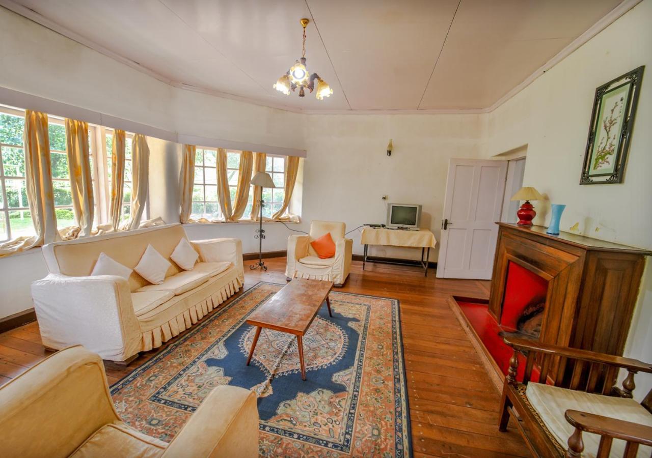 Arivikad Tea Bungalow Munnar By Voye Homes Suryanelli エクステリア 写真