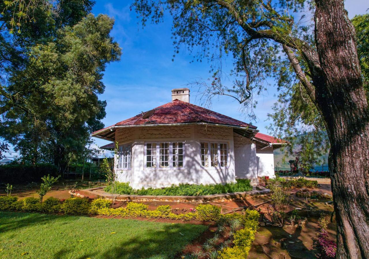 Arivikad Tea Bungalow Munnar By Voye Homes Suryanelli エクステリア 写真