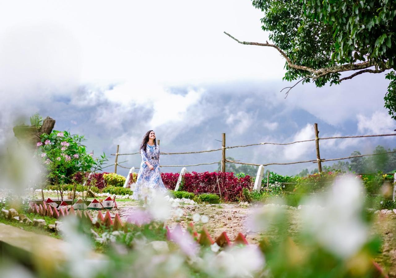 Arivikad Tea Bungalow Munnar By Voye Homes Suryanelli エクステリア 写真